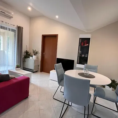 Quiet Apartment-Free Parking Rovinj Exterior foto