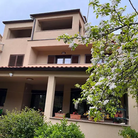 Quiet Apartment-Free Parking Rovinj Exterior foto