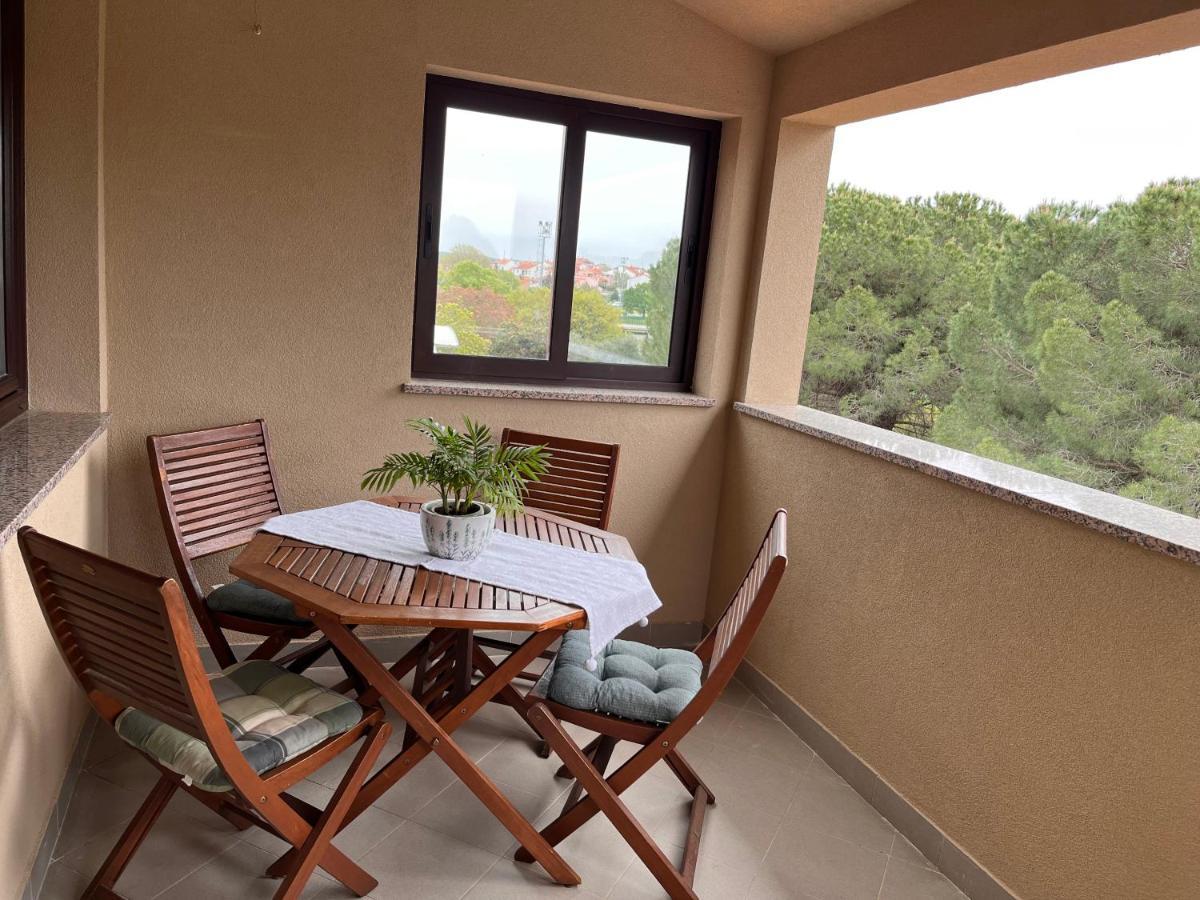 Quiet Apartment-Free Parking Apartment *