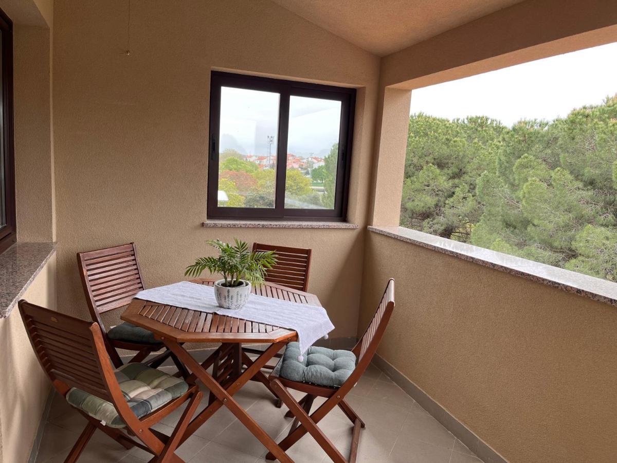 Quiet Apartment-Free Parking Apartment